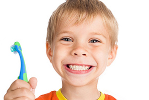 What Kind of Toothbrush and Toothpaste Should my Child Use?