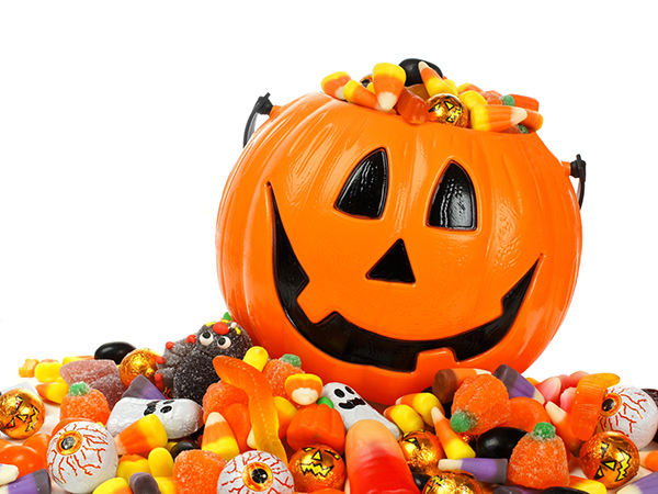 6 Tricks for a Tooth-Friendly Halloween
